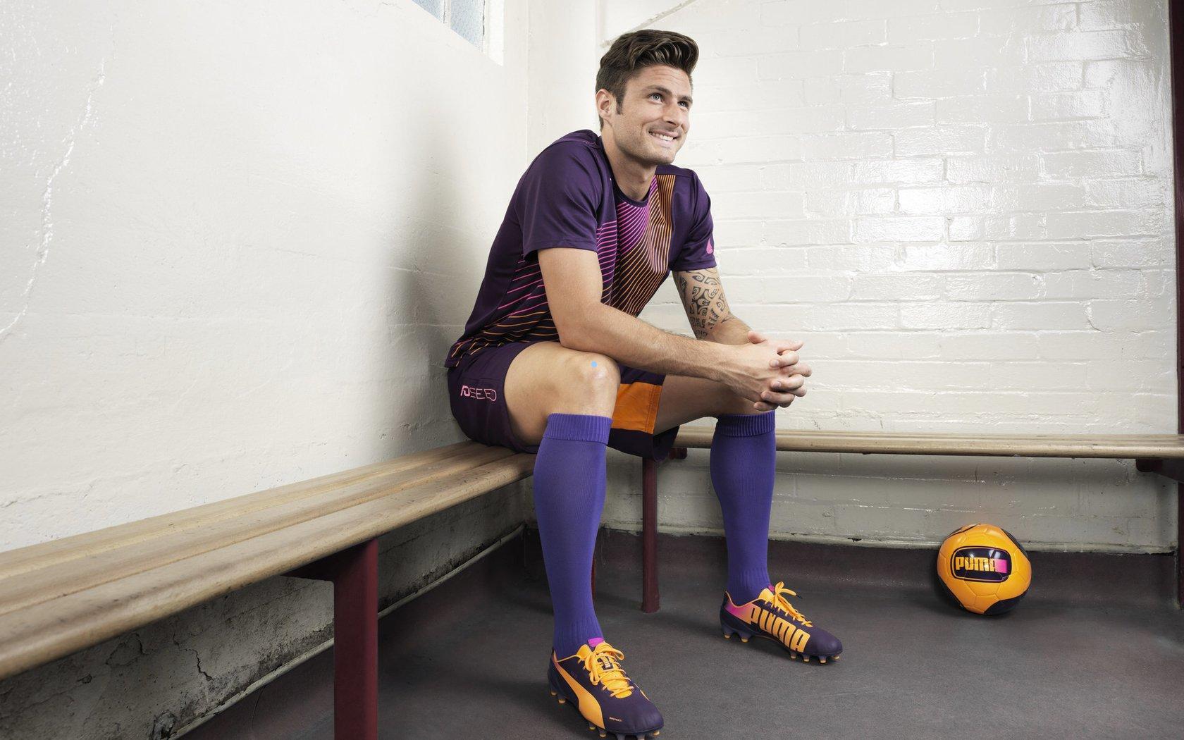 中国U23男足闯入决赛引发全球瞩目!韩国媒体惊叹疯狂之战,李昊表现征服日本舆论,安东尼奥获全网盛赞